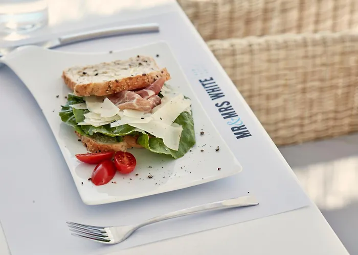 Mr And Mrs White Paros