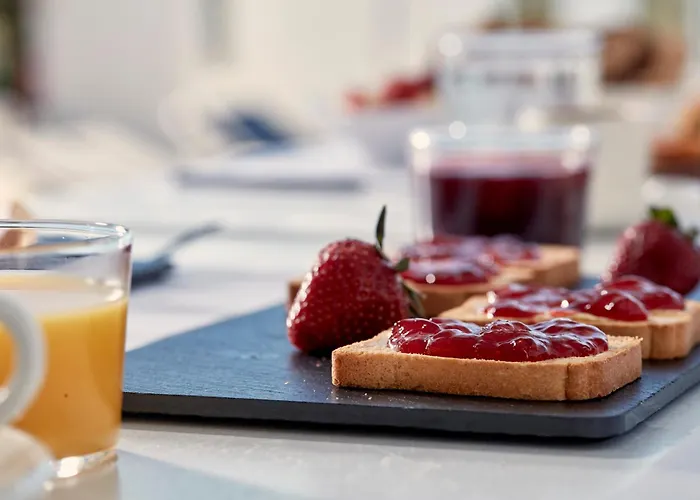 Mr And Mrs White Paros Hotel