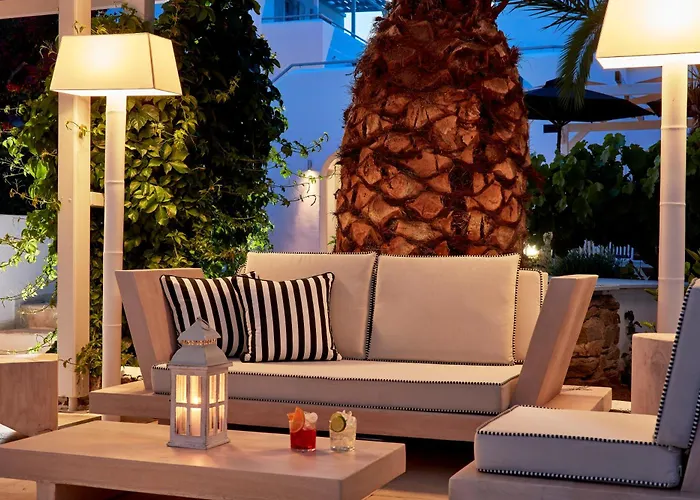 Mr And Mrs White Paros Hotel Nausa