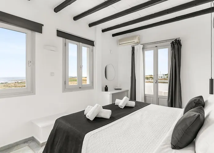 Mr And Mrs White Paros 4* Nausa