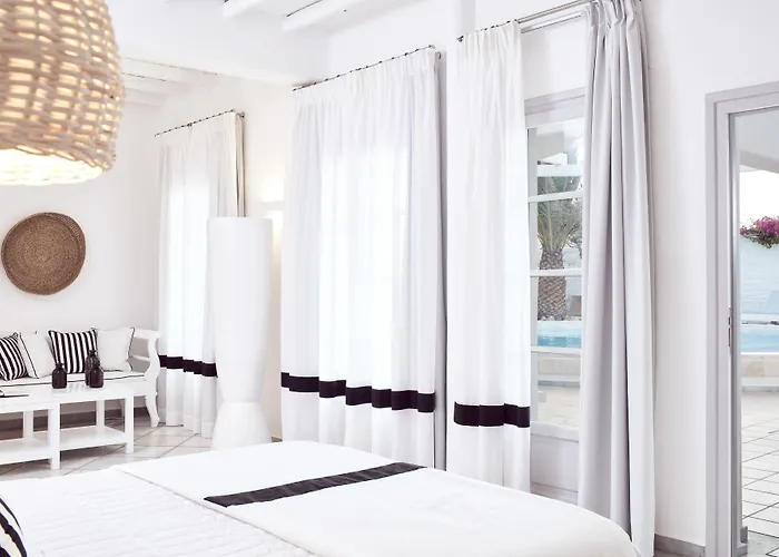 Mr And Mrs White Paros Hotel 4*