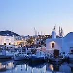 Mr And Mrs White Paros 4* נאוסה