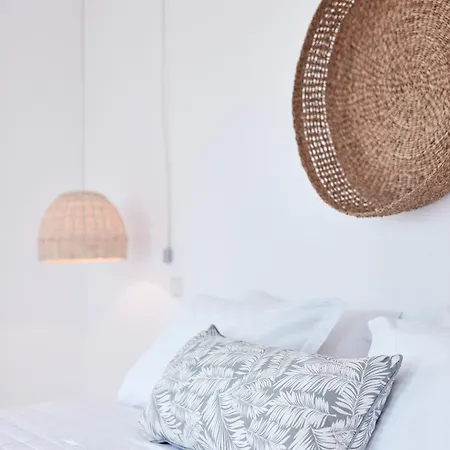 Mr And Mrs White Paros Hotel 4*