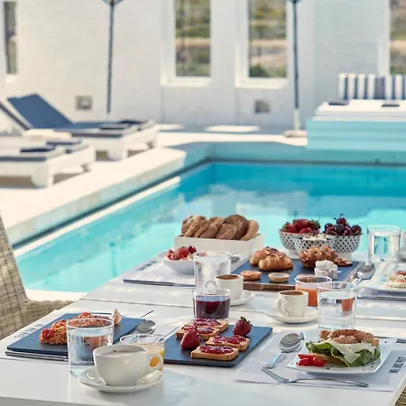 Hotel Mr And Mrs White Paros 4*