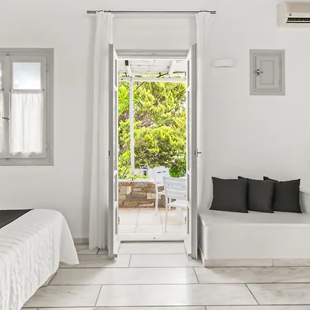 Hotel Mr And Mrs White Paros Naousa (Paros)