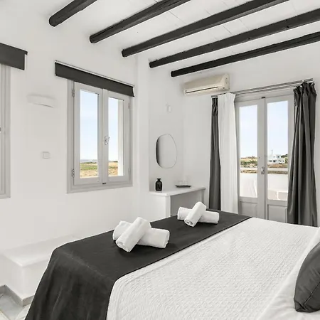 Mr And Mrs White Paros 4* Naousa