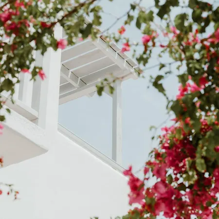 Mr And Mrs White Paros 4*