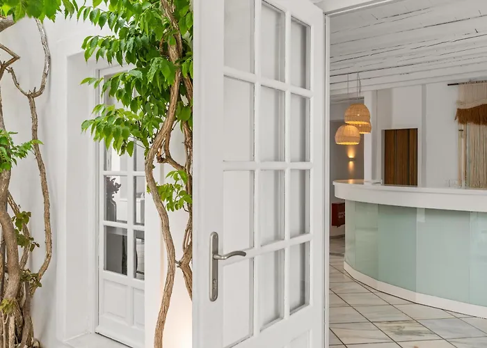 Mr And Mrs White Paros 4* 纳乌萨